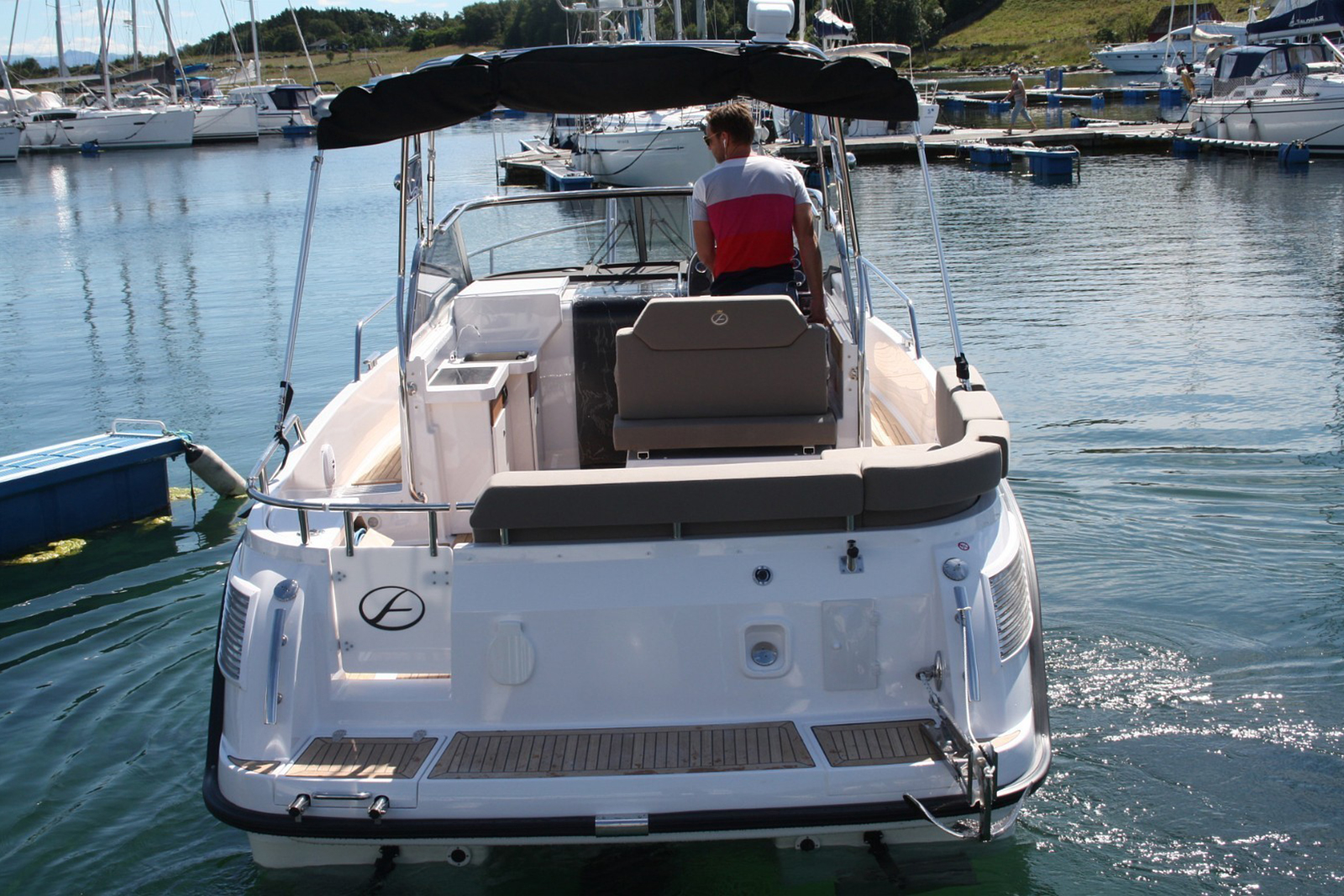 Aquador 25 WA