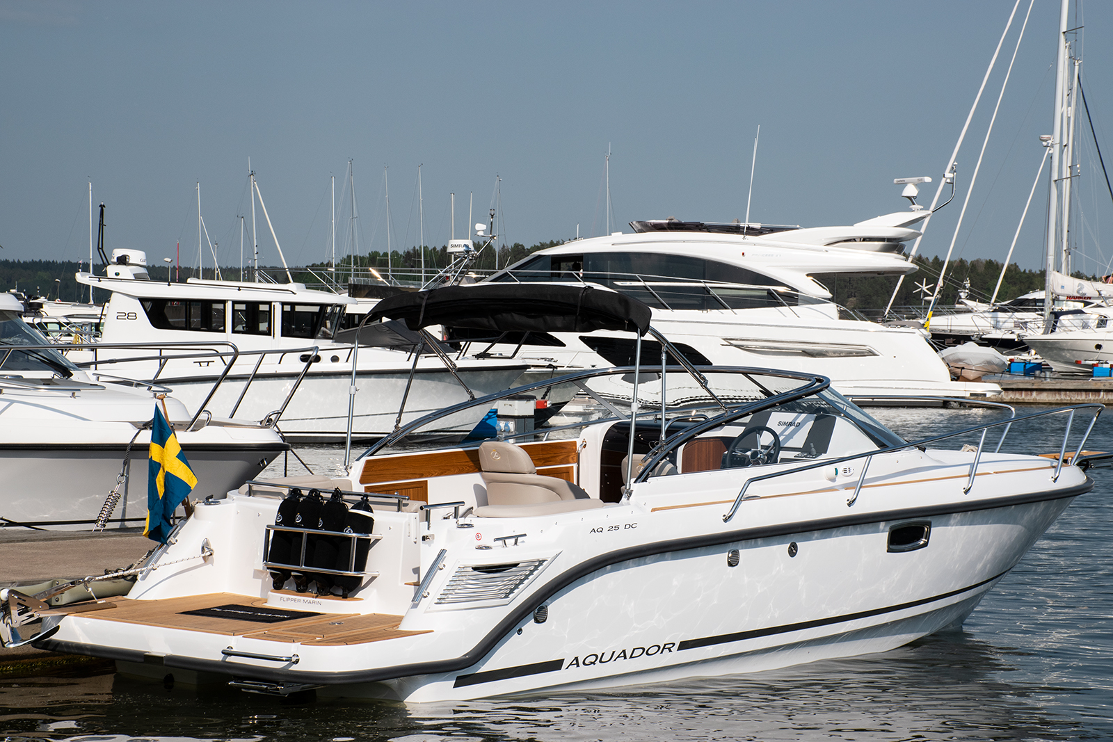 Aquador 25 DC hos Flipper Marin
