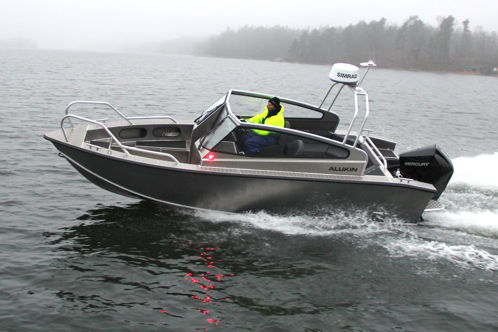 Alukin DP 650, nyhet 2020, med Mercury V6-200 hk