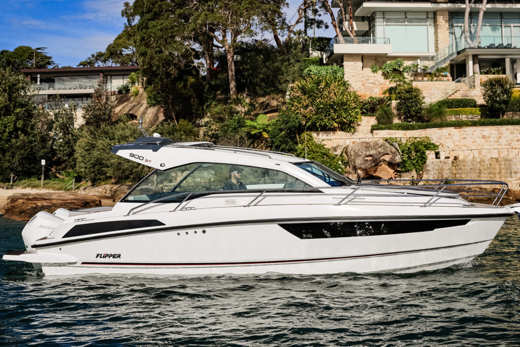 Flipper 900 ST med dubbla Mercury V8-250 hk