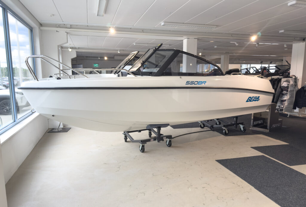 Bella 550BR med Mercury F115 EFI CT